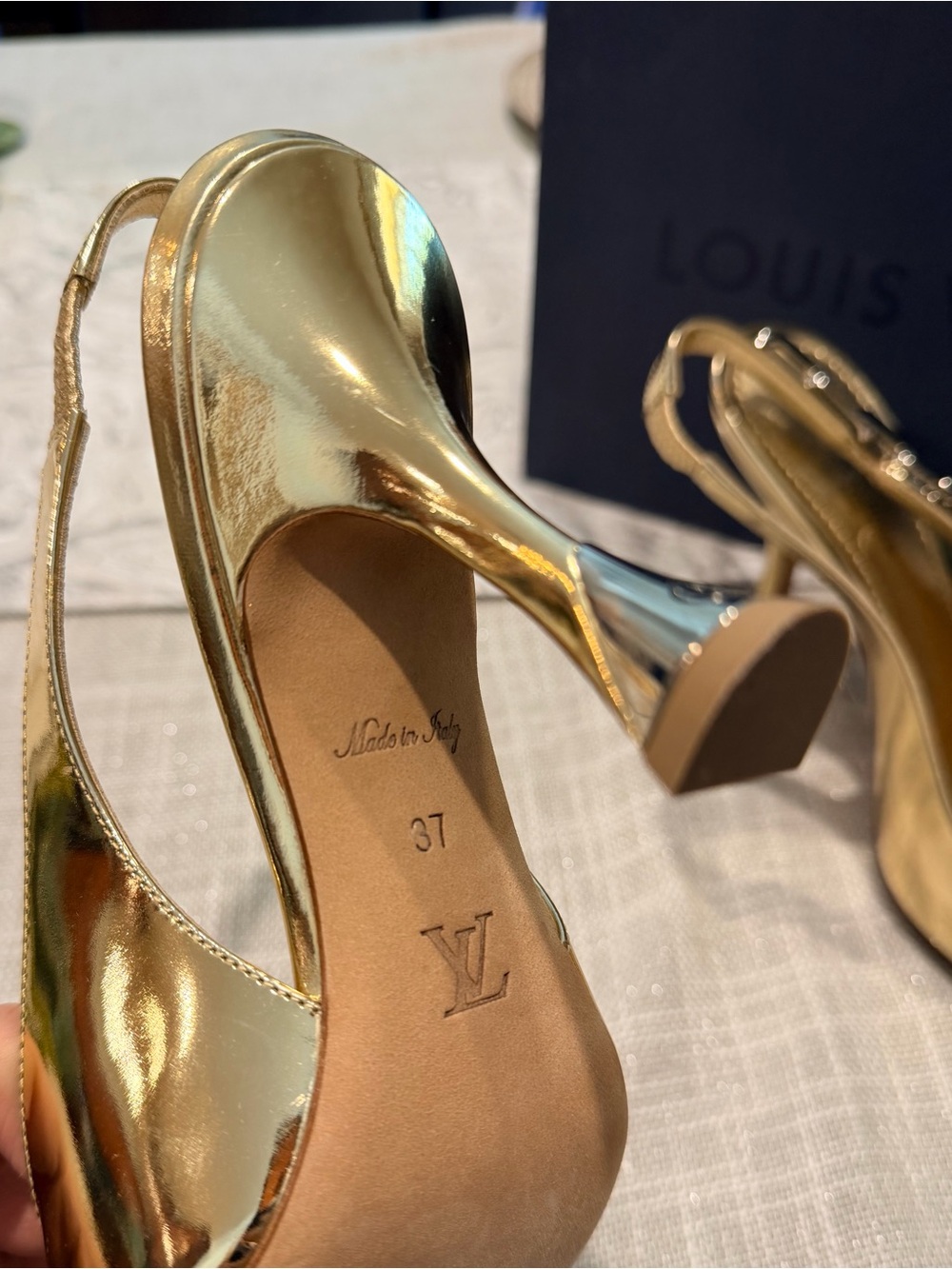 Louis Vuitton Gold Pointed Slingback Pumps - Picture 4 of 6